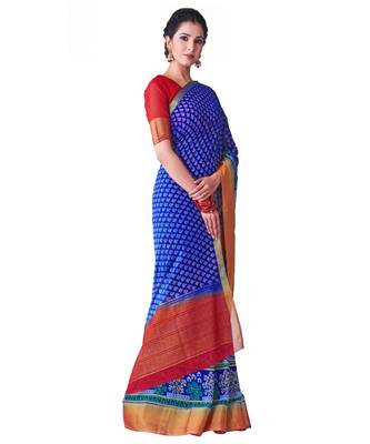 Blue Printed Chiffon Saree With Blouse 2