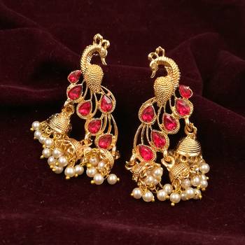 Saizen Multi Alloy Bridal & Daily - Set Of Peacock Drop Earring 4