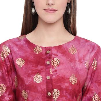 Maroon printed rayon kurtas-and-kurtis 5