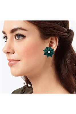 Green diamond studs 3