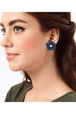 Blue diamond studs 3