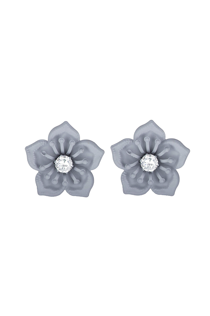 Grey diamond studs