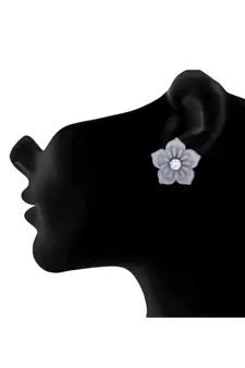 Grey diamond studs
