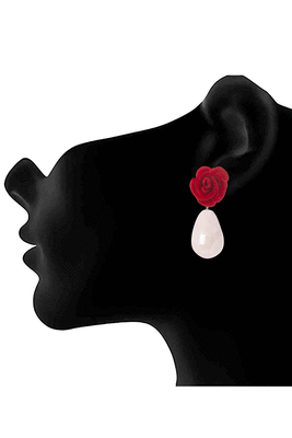 Silver pearl studs 2