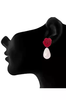 Silver pearl studs
