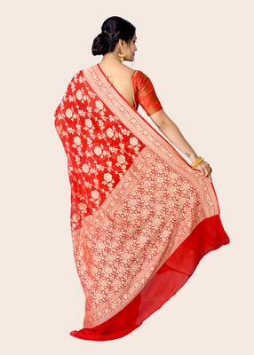 Red woven banarasi saree with blouse 3