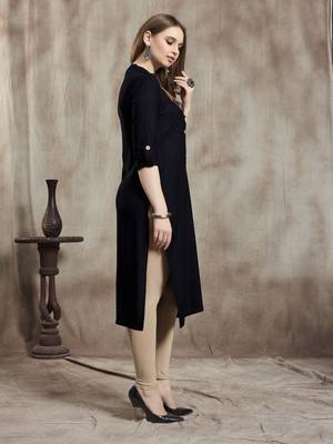 Black plain rayon kurtas-and-kurtis 4