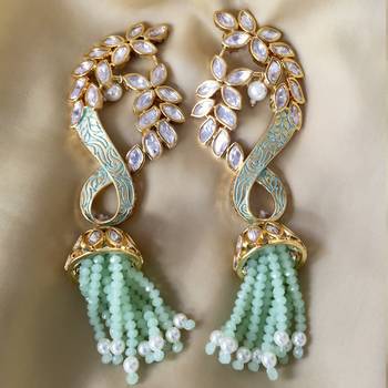Gold earrings 1