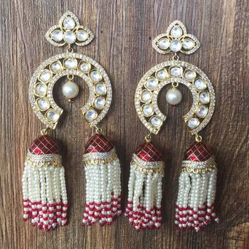Gold earrings 1