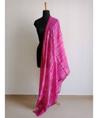 Dark pink wave print chanderi silk shibori work dupatta 2