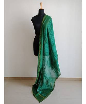 Dark green geometric chanderi silk shibori work dupatta 2