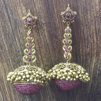 Gold earrings 1