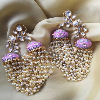 Gold earrings 1