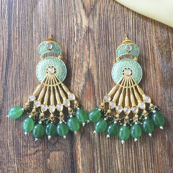 Gold earrings 1