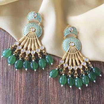 Gold earrings 3
