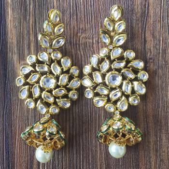 Gold earrings 1