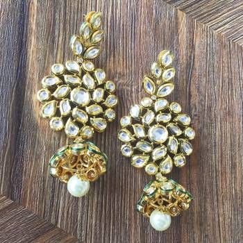 Gold earrings 2