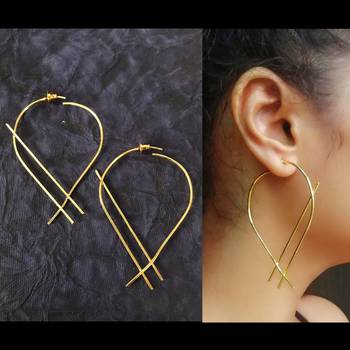 Gold earrings 1