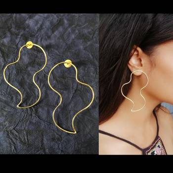 Gold earrings 1