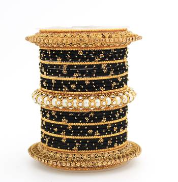 Traditional Thread Bangle Set With Pearl Centre Kada 1