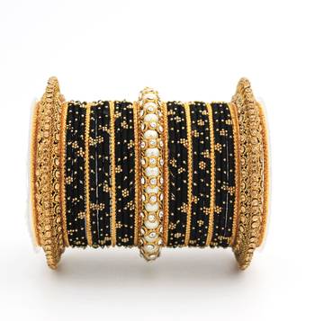 Traditional Thread Bangle Set With Pearl Centre Kada 2
