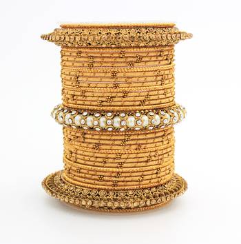 Traditional Thread Bangle Set With Pearl Centre Kada 1