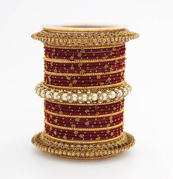 Traditional Thread Bangle Set With Pearl Centre Kada 1