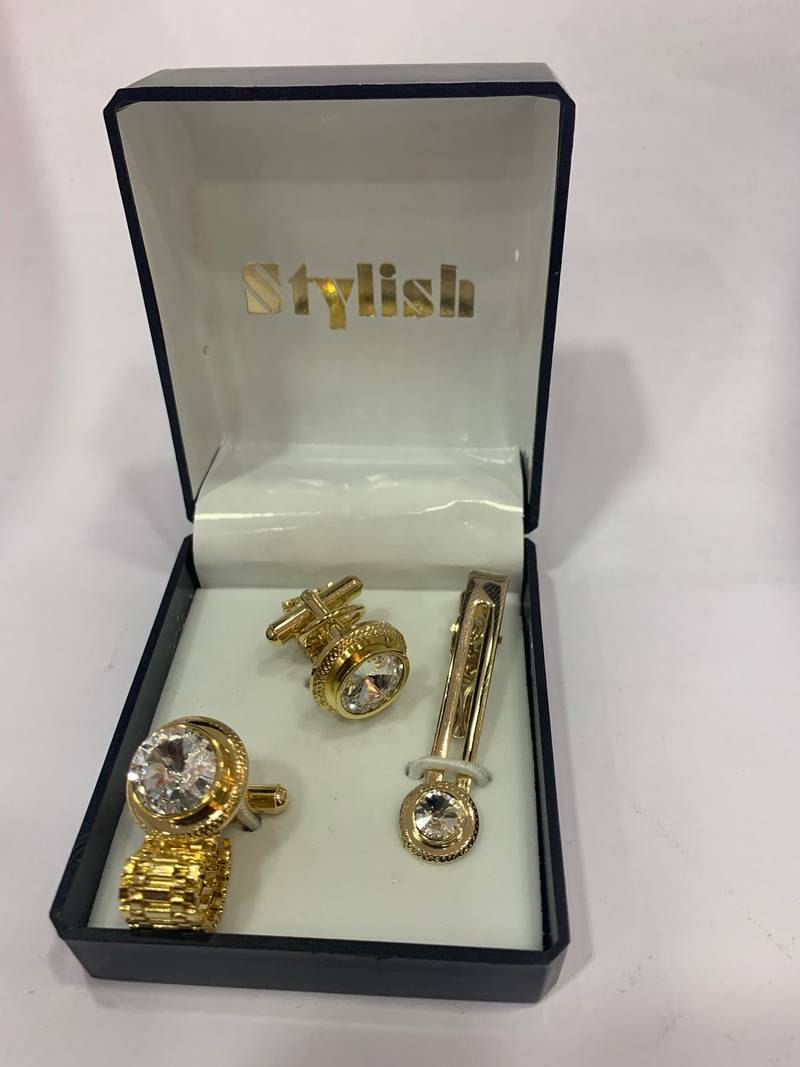 Cufflinks yellow color and white diamond matching tie pin for men