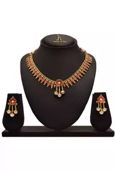 Gold pearl necklace-sets