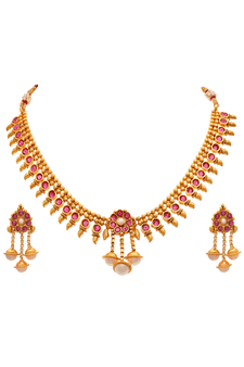 Gold pearl necklace-sets