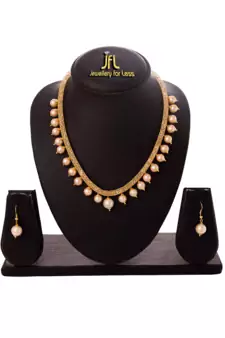 Gold pearl necklace-sets