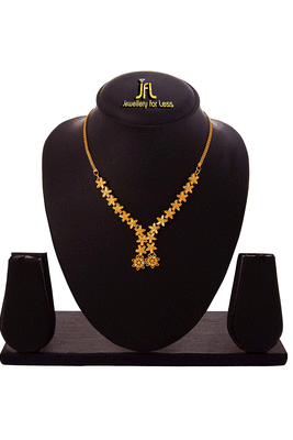 Gold necklaces 2