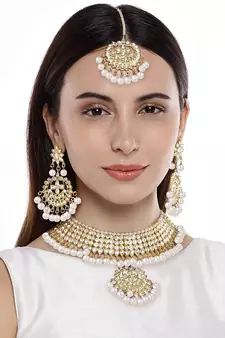 Traditional Kundan & Pearl White Choker Necklace Set For Women