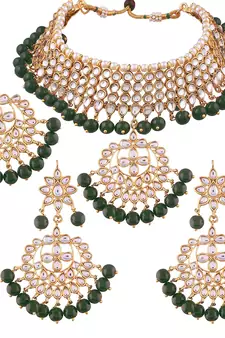 Traditional Kundan & Pearl Green Choker Necklace Set For Women