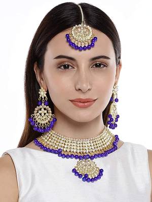 Traditional Kundan & Pearl Blue Choker Necklace Set For Women 2