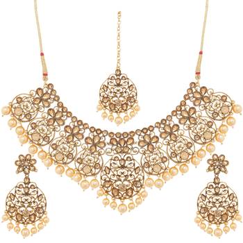 Traditional Stone Studded & Pearl Necklace Set With Earrings & Maang Tikka For Women 1