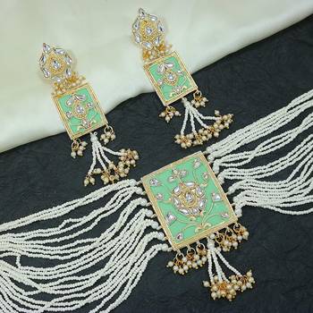 Gold Plated Traditional Padmavati Pearl & Kundan Necklace With Earrings For Women 1