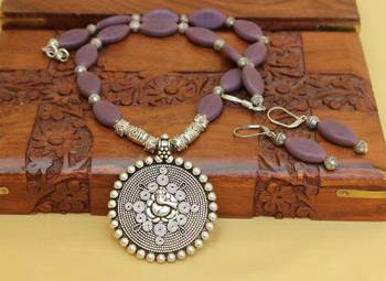 Purple Agate Necklaces 1