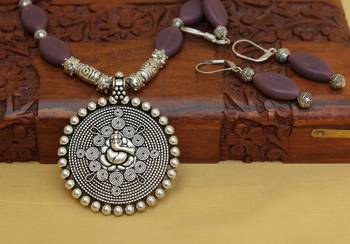 Purple Agate Necklaces 3
