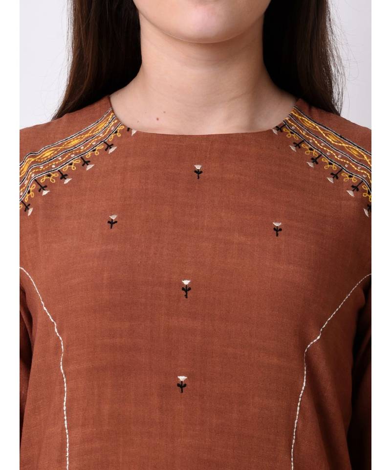 Brown Women's Rayon Slub Straight Embriodred Kurta