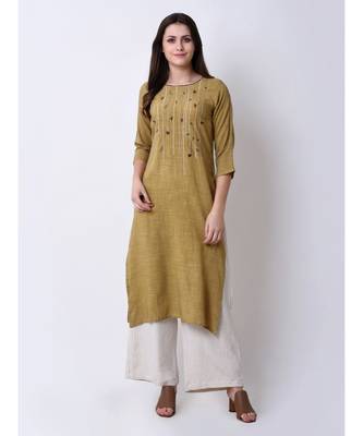 Green Women's Green Floral Embroidered Kurta 1