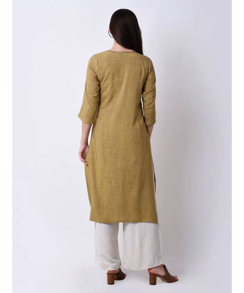 Green Women's Green Floral Embroidered Kurta