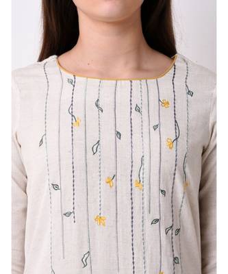 Beige Women's Cream Floral Embroidered Kurta 5