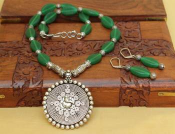 Green Agate Necklaces 3