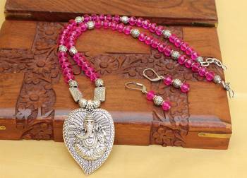 Pink Agate Necklaces 1