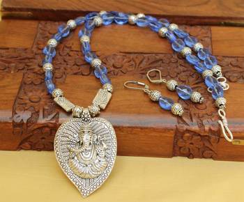 Blue Agate Necklaces 1