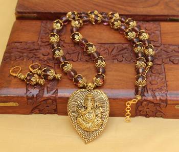 Brown Agate Necklaces 1