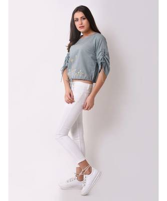 Women's Floral Embroidered Top 2