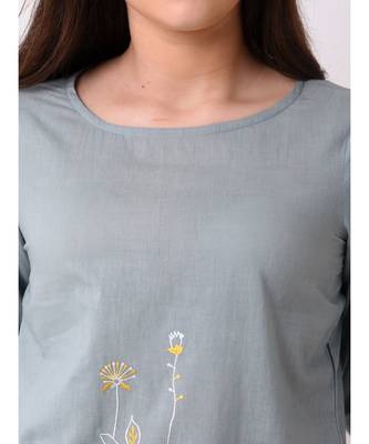 Women's Floral Embroidered Top 5
