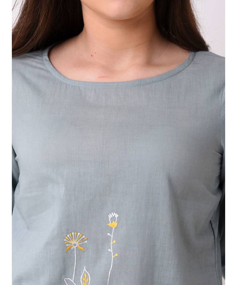 Women's Floral Embroidered Top